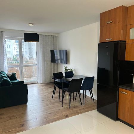 Sdh 3 Radzymin Comfortable Apartment Near Warsaw Bagian luar foto